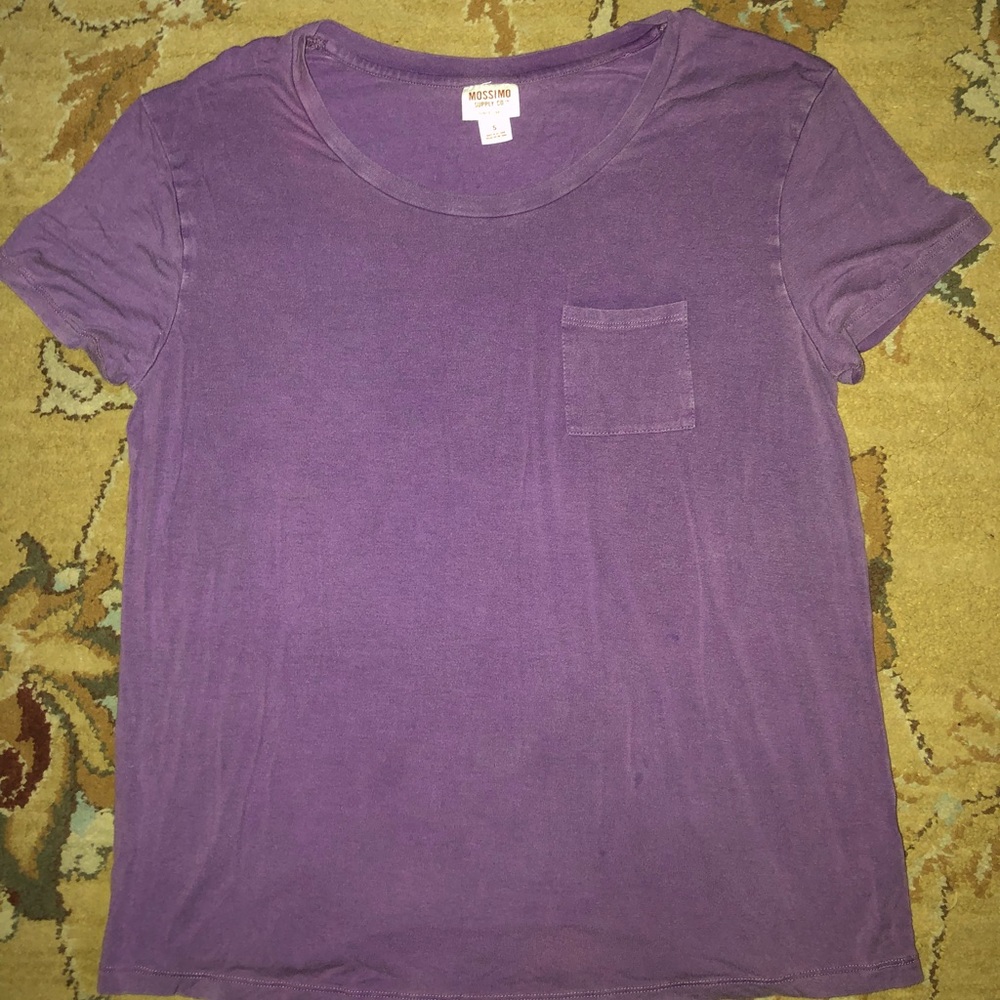 Very soft, comfortable T-shirt